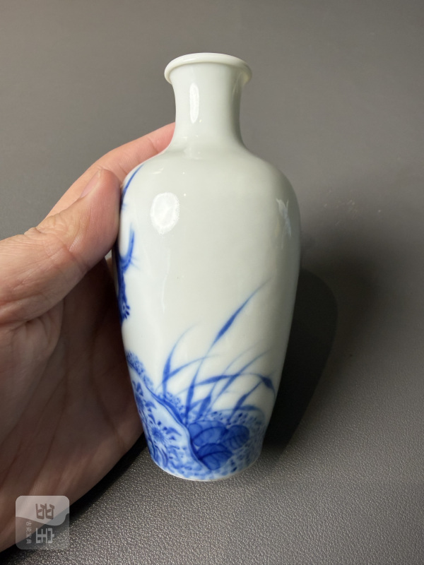 民国 王步风格青花花鸟图瓶两件 - 图6